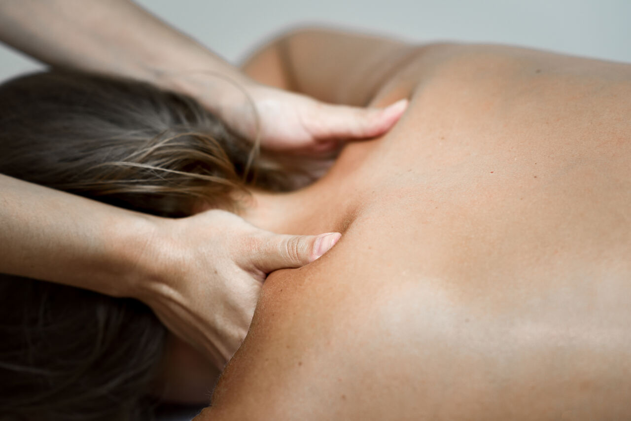 massage for stiff neck