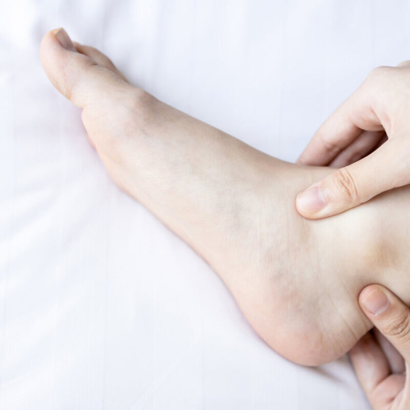 chiropractor for foot pain kelowna