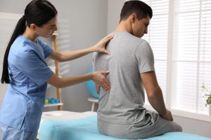 comparing phyisotherapy chiropractic massage